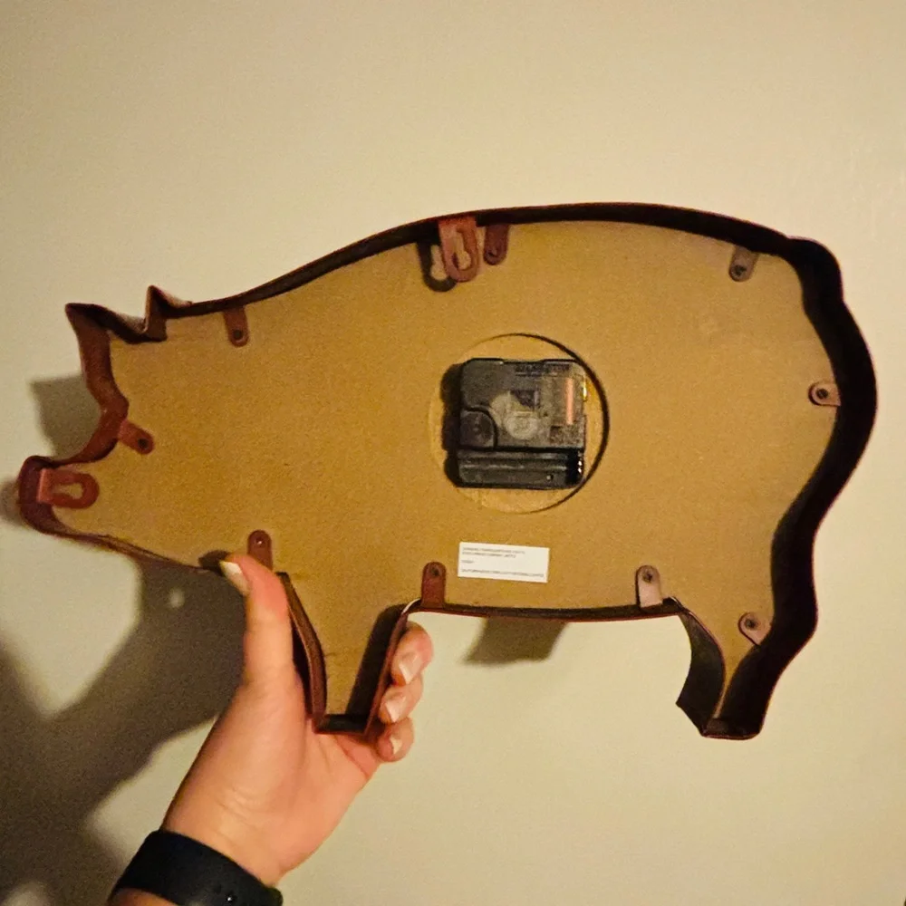 Black Pig-Shaped Wall Clock